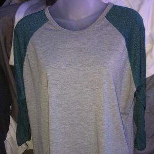 Long Sleeve Tee Size Large